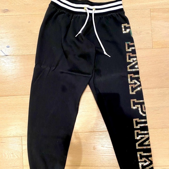 Pink Jogger - Picture 2 of 3